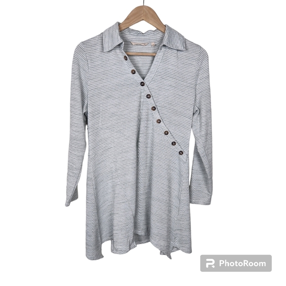 Soft Surroundings Tops - Soft Surroundings Green White Striped Button Detail Long Sleeve Tunic Top Sz S